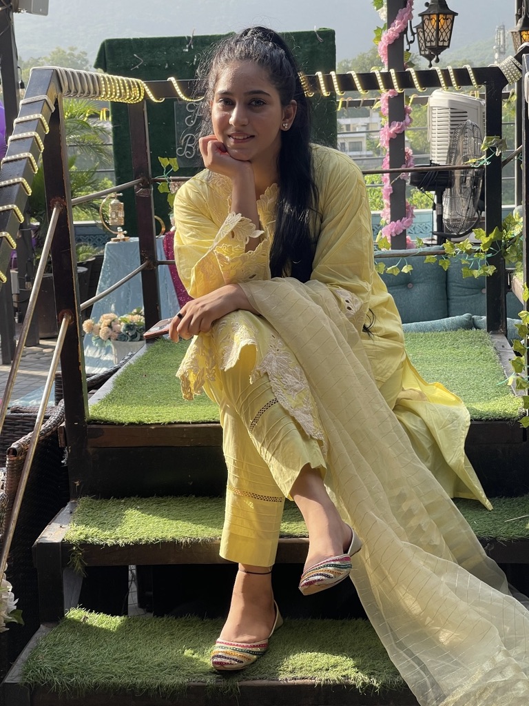 1595CA08-B63C-4B73-8D95-EB302D5C0D3E_1_105_c