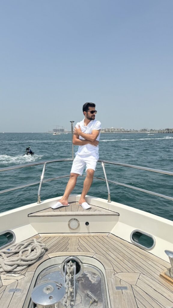 B40F26FE-4DCC-4786-9686-7DF0824543EA_1_105_c